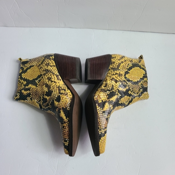 NEW SAM EDELMAN Winona snakeskin leather booties - Picture 3 of 8